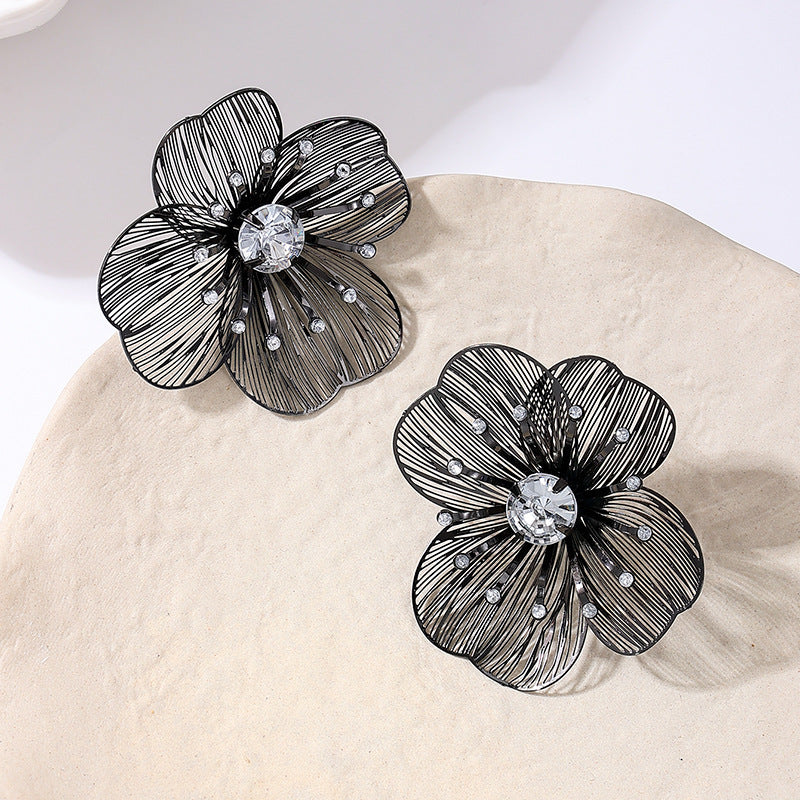 Black Crystal Flower Stud Earrings