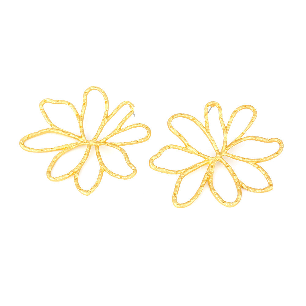 Designer Hollow Out Flower Earrings