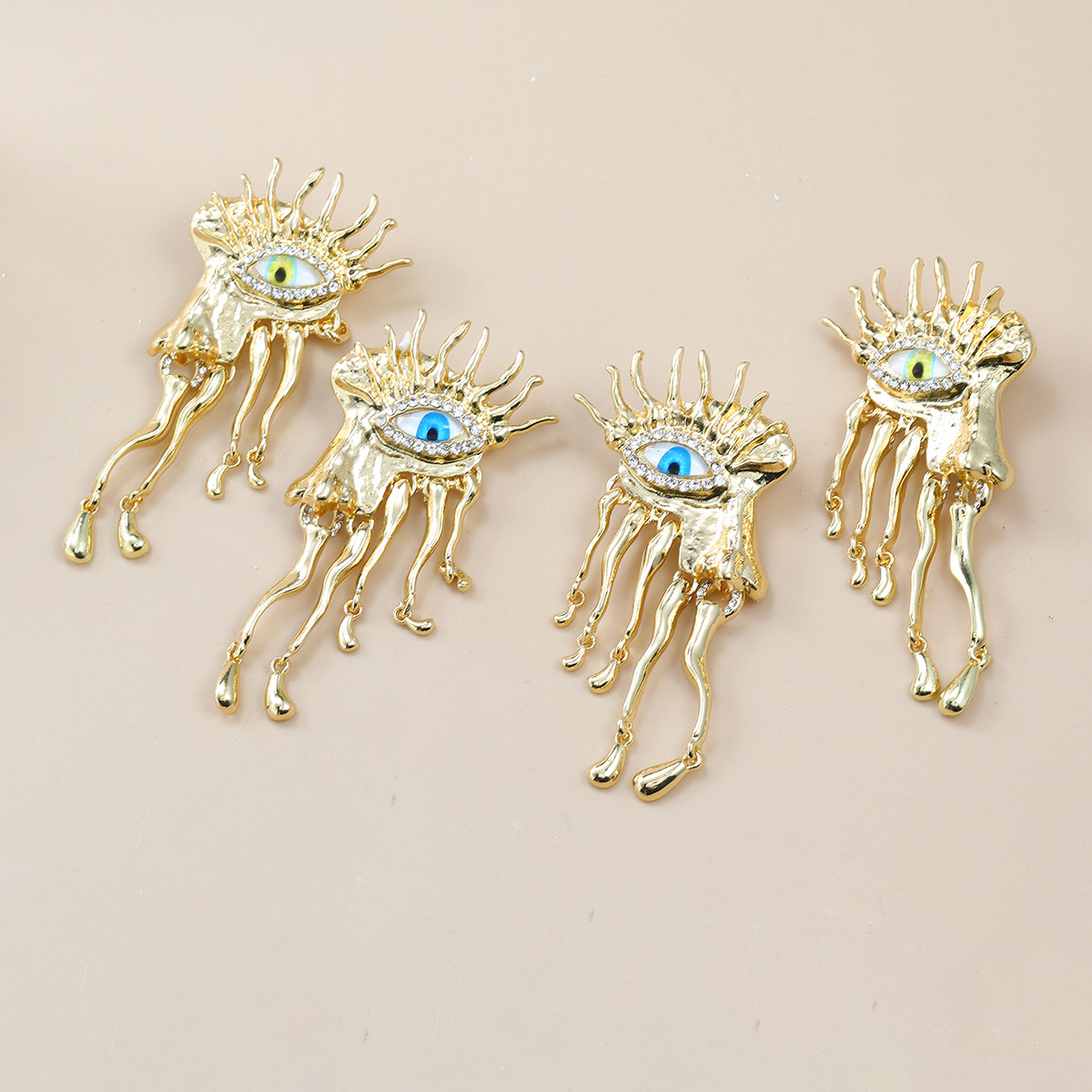 DragonEye Extravagent Earrings (Blue)