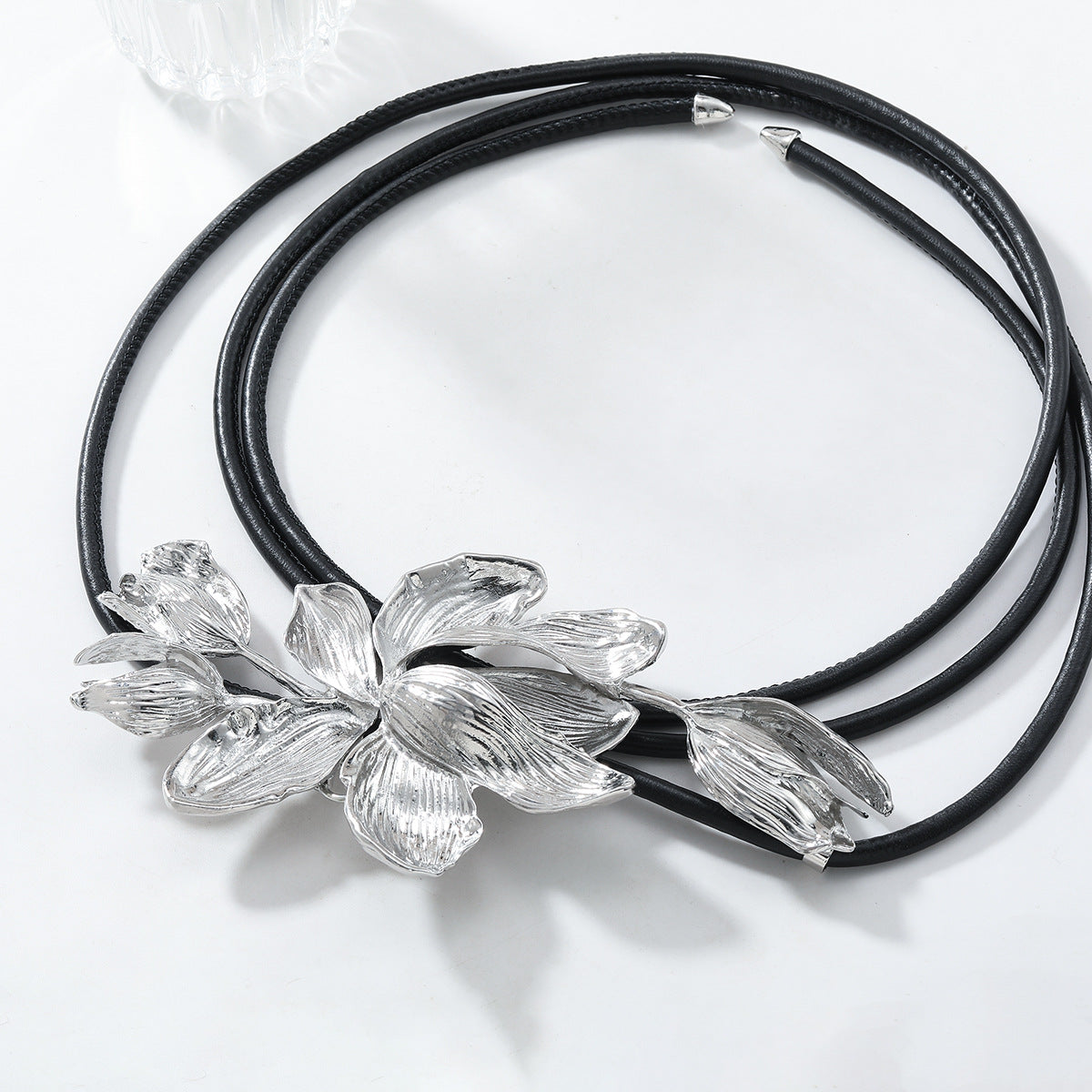 2In1 Extravagent Silver Flower Necklace/Belt