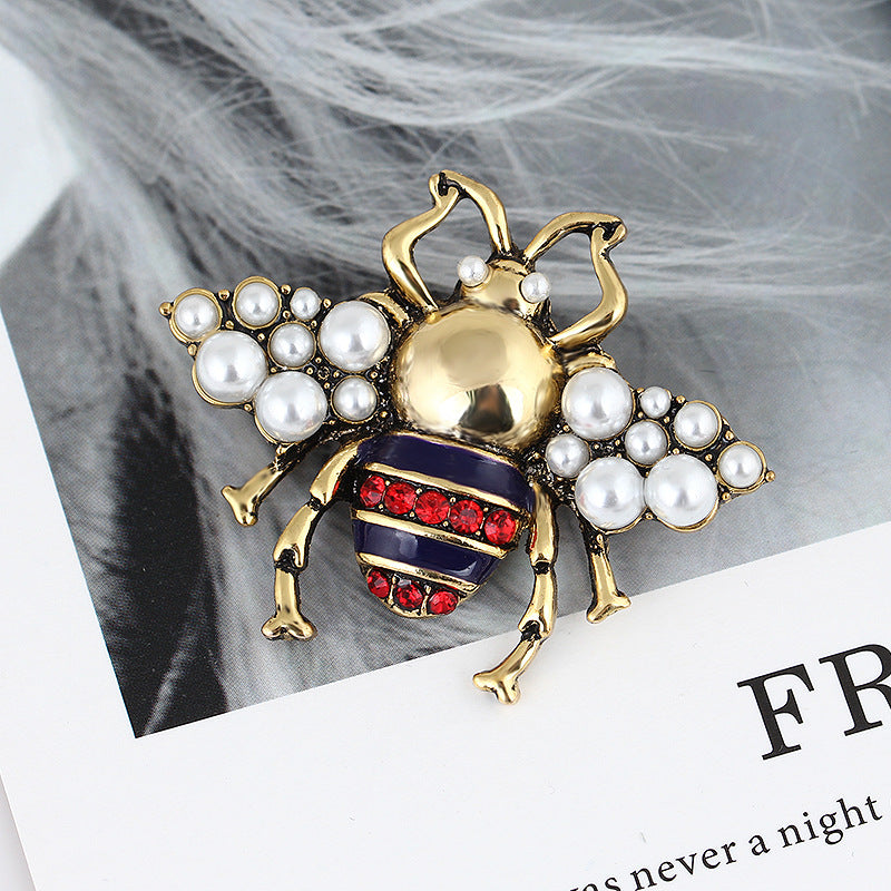 Beautiful Insect Emellished Brooch Golden