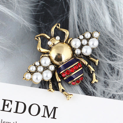 Beautiful Insect Emellished Brooch Golden