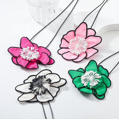 Summer Fairy Pistil Necklace