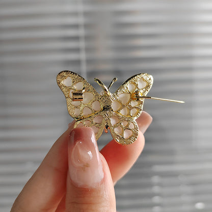 White Pearl Cute Butterfly Brooch