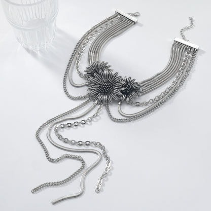 Vintage Extravagent Necklace