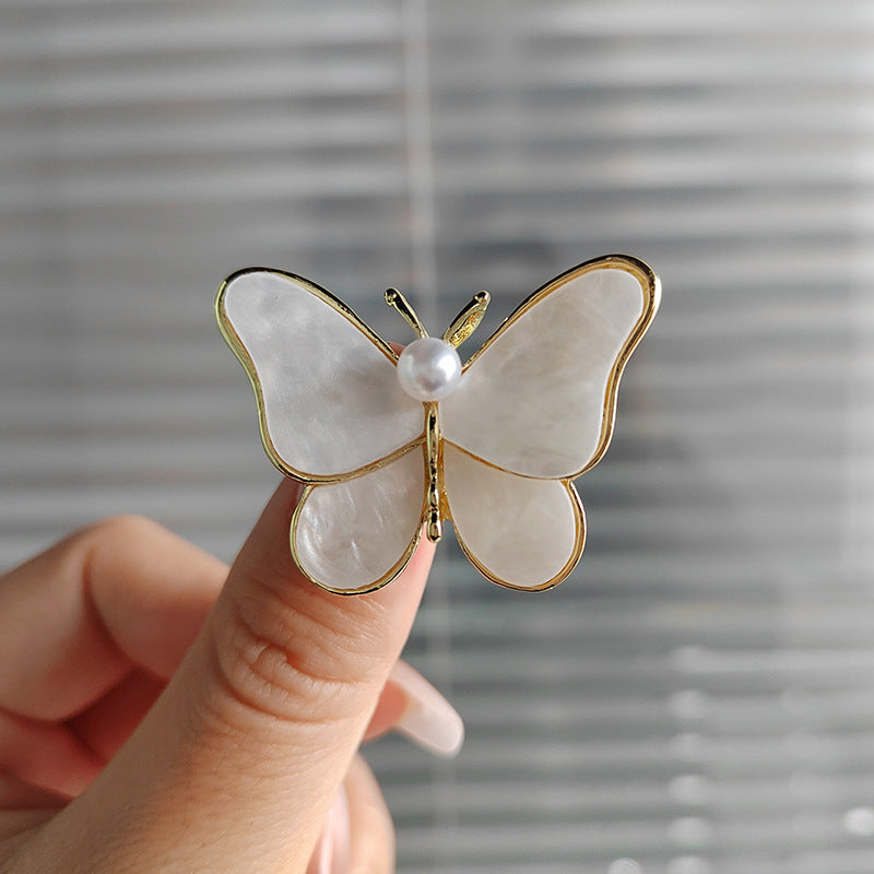 White Pearl Cute Butterfly Brooch